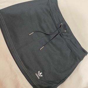 Adidas mini skirt